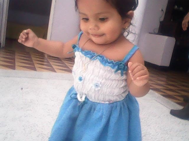 Evelyn a los 2 años